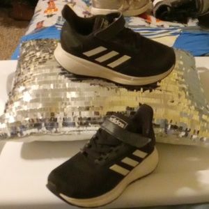 Addidas cloud foam shoes Kids